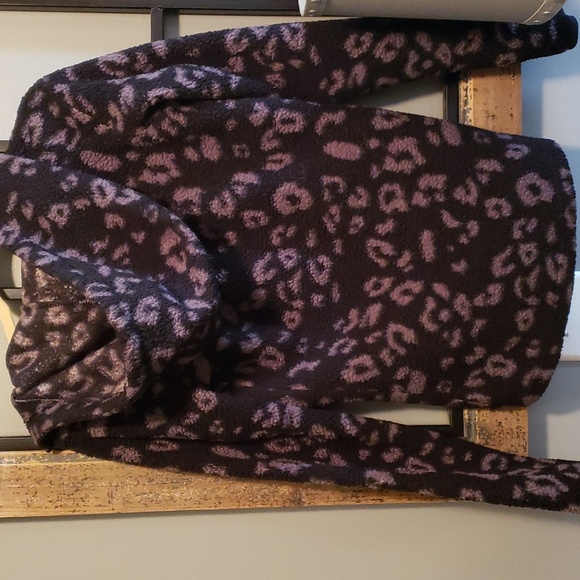 cute medium Billabong fluffy jacket - Picture 6 of 6